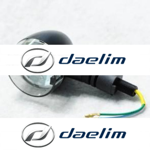 Genuine Front Right Turn Signal Clear Lens Daelim Sl125 (Fits Vj125)