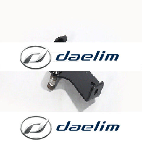 Genuine Footpeg Step Hinge Left Side Daelim Vl125