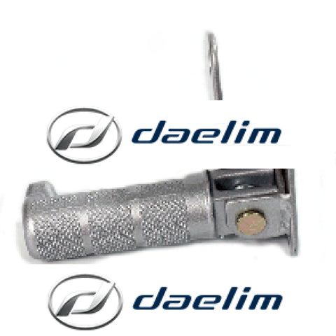 Genuine Front Left Footrest Foot Peg Bracket Set Daelim Sn125