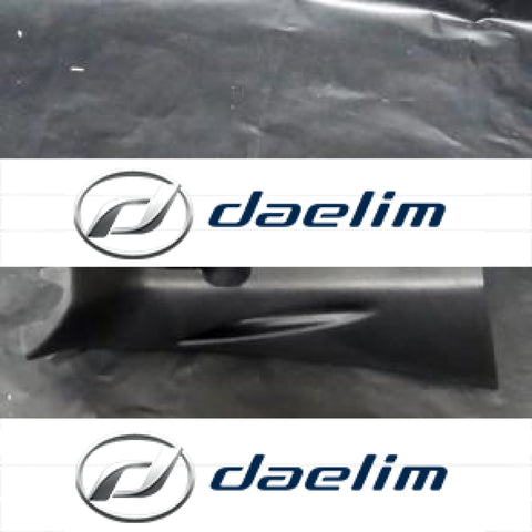 Genuine Right Handlebar Cover Daelim Sq 125 250 S2